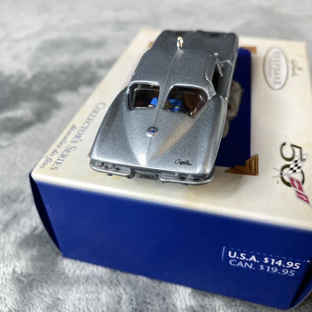 Hallmark Keepsake 1963 Corvette Sting Ray Coupe Classic American Cars 2003